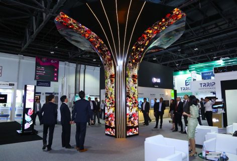 LG OLED Tree a the Gitex Techonoly Week