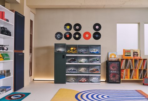 نگهداری و تمیز کردن کفش‌ها با ShoeCase و Styler ShoeCare ال‌جی